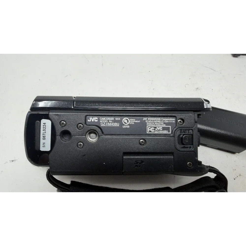JVC Everio HD SD Camcorder GZ-HM40BU Battery + Charger - TESTED!
